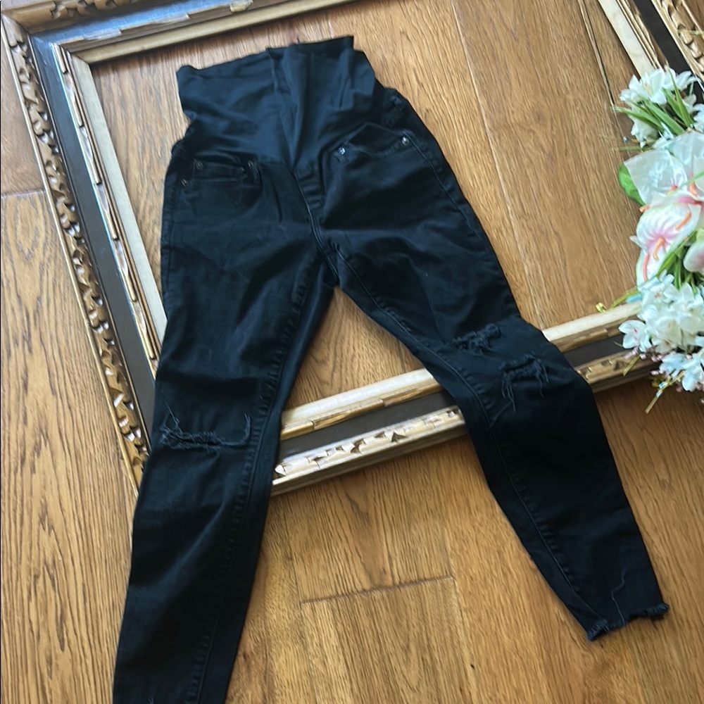 GAP Black High Rise Jeans with Tapered Fit